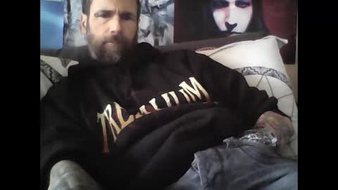 Snapshot of oedipe666 chatting on February 28, 2:20 pm oedipe666cam online show from February 28, 2:20 pm