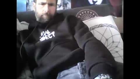 Snapshot of oedipe666 chatting on March 1, 1:07 pm oedipe666cam online show from March 1, 1:07 pm