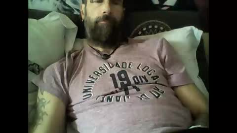 Snapshot of oedipe666 chatting on September 29, 3:17 pm oedipe666cam online show from September 29, 3:17 pm