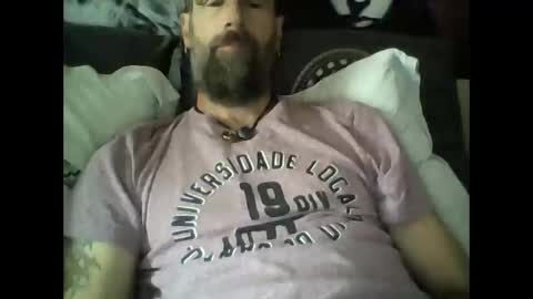 Snapshot of oedipe666 chatting on October 20, 1:11 pm oedipe666cam online show from October 20, 1:11 pm