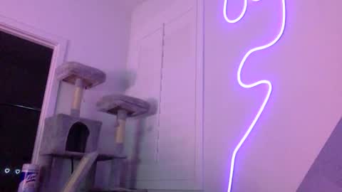 Snapshot of of_babydoll8 chatting on October 27, 5:55 am of_babydoll8 online show from October 27, 5:55 am