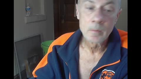 Officer online show from April 26, 12:58 pm