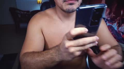 officeman7 online show from December 31, 7:18 pm