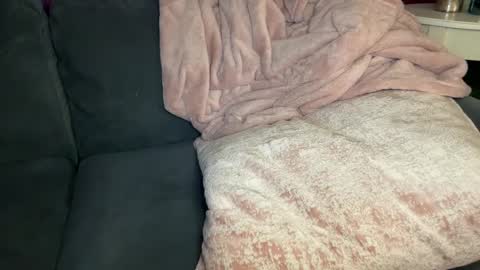 Snapshot of officiallyonlytams chatting on February 12, 4:23 am Tams online show from February 12, 4:23 am