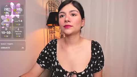 Snapshot of oh__holly chatting on October 10, 11:48 pm Holly online show from October 10, 11:48 pm