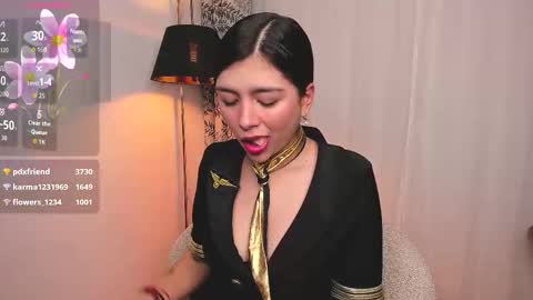 Snapshot of oh__holly chatting on October 24, 11:23 pm Holly online show from October 24, 11:23 pm