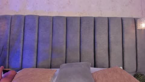 Holly online show from February 6, 7:51 pm