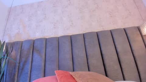 Holly online show from February 12, 7:56 pm