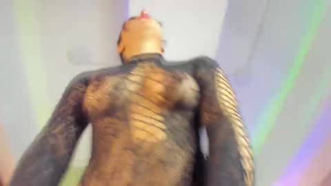 Holly online show from October 21, 11:22 am