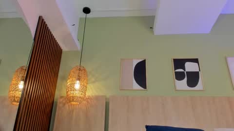 Holly online show from November 11, 11:21 am