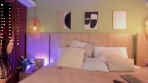 Holly online show from March 19, 11:25 am