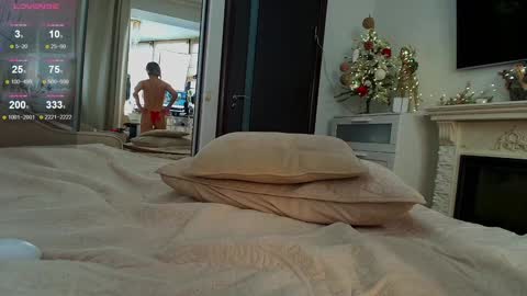 Julie online show from December 19, 10:34 am