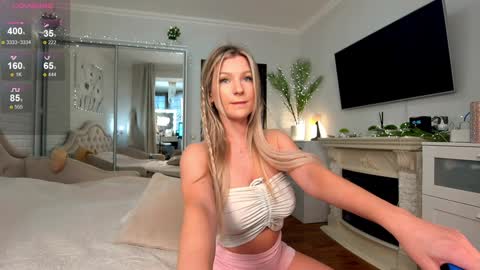 Julie online show from January 25, 7:06 am