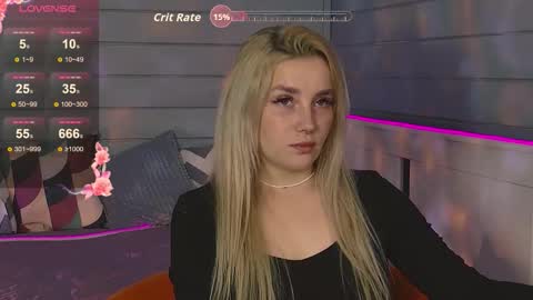 oh_my_julia online show from October 16, 4:30 pm