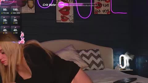 oh_my_julia online show from October 22, 6:07 pm