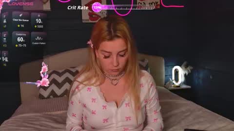 oh_my_julia online show from November 5, 5:46 pm