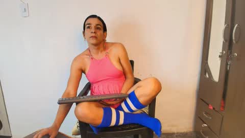 Snapshot of oh_tique chatting on October 29, 7:04 pm LU online show from October 29, 7:04 pm