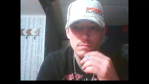 who dares  toss me some  tips lets have fun online show from January 13, 9:08 am