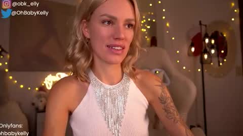 Snapshot of ohbabykelly chatting on December 31, 9:39 pm Kelly online show from December 31, 9:39 pm