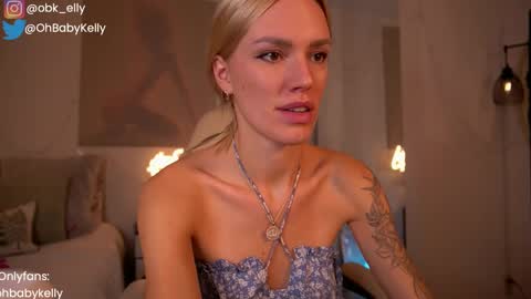 Snapshot of ohbabykelly chatting on January 13, 1:02 am Kelly online show from January 13, 1:02 am