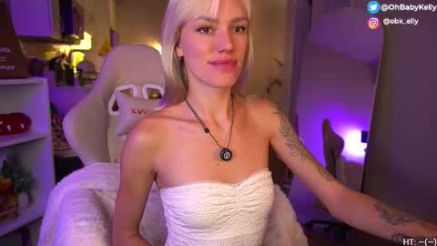 Snapshot of ohbabykelly chatting on November 10, 1:59 am Kelly online show from November 10, 1:59 am