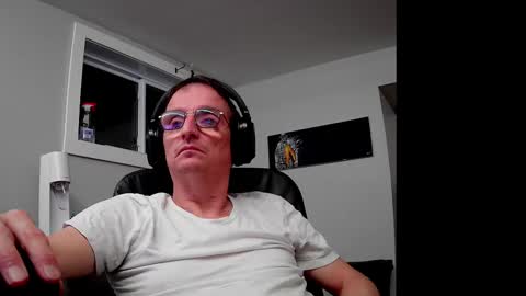 ohbitt online show from October 8, 4:32 am