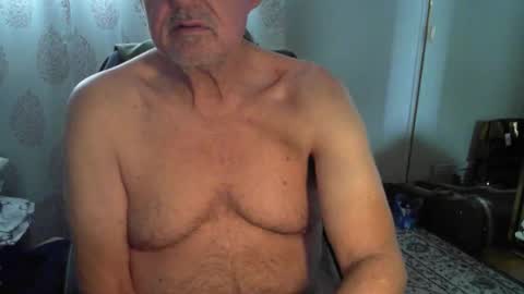 ohfukitsbob online show from December 15, 5:17 pm