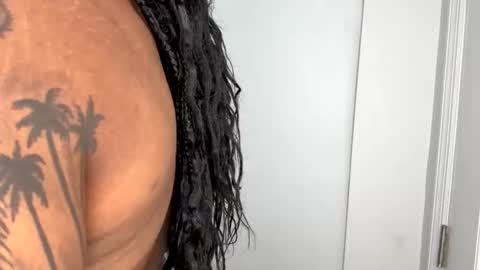 GOGIOBABE online show from November 13, 4:00 am