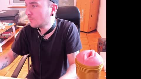 Chris online show from May 19, 3:29 pm