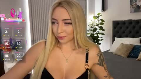 Emma online show from November 6, 1:17 am