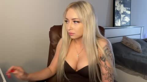 Emma online show from May 30, 1:14 am