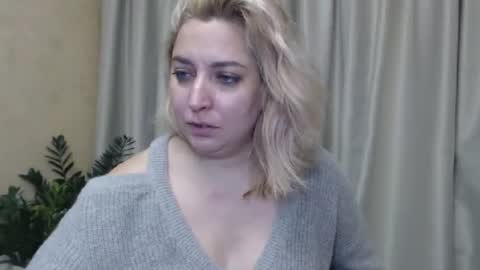 Iren online show from December 10, 10:17 am