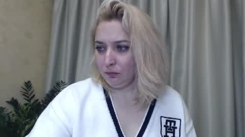 Iren online show from December 15, 9:03 am