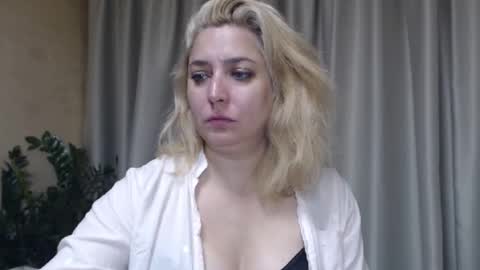 Iren online show from September 25, 5:00 am