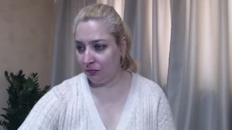 Iren online show from April 26, 5:27 am