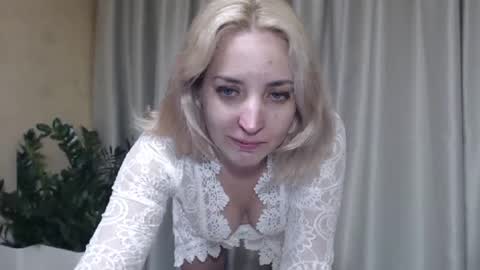 Mari online show from September 27, 2:22 pm