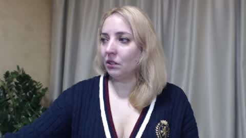 Mari online show from February 1, 10:36 am