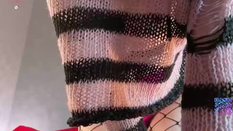 Yumi online show from March 14, 6:57 pm