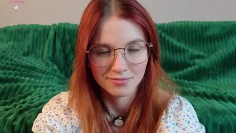 Yumi online show from April 20, 7:26 pm