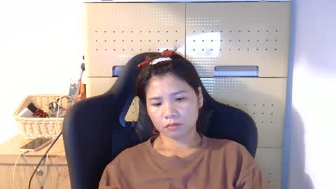 oinjer09 online show from June 9, 2:01 am