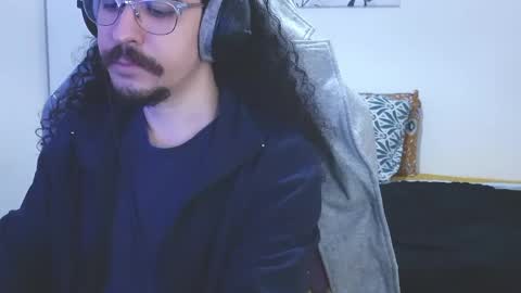 okako online show from April 22, 7:44 am