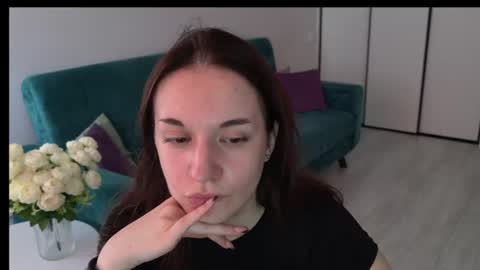 Snapshot of ola_queen chatting on July 8, 11:15 am Ola queen online show from July 8, 11:15 am