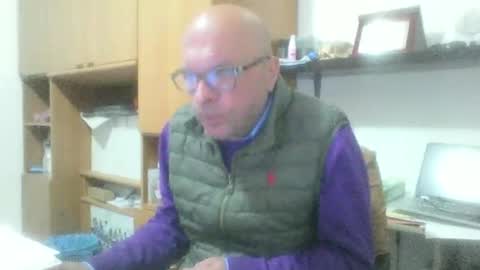 Snapshot of olak21 chatting on November 17, 11:27 am olak21 online show from November 17, 11:27 am