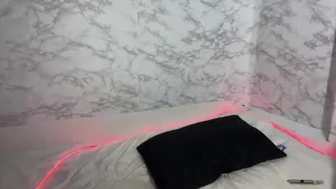 olala baby girl online show from January 14, 8:37 pm