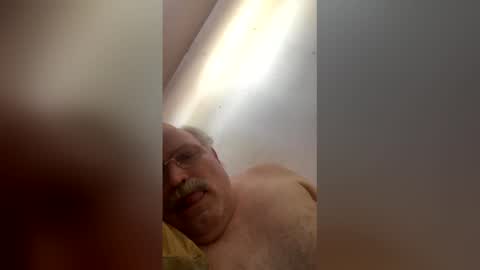 old279093 online show from May 19, 7:20 pm