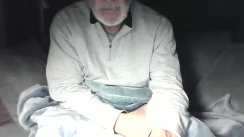 Snapshot of old_bald63 chatting on February 15, 8:13 am old_bald63 online show from February 15, 8:13 am