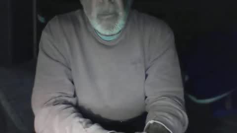 Snapshot of old_bald63 chatting on March 28, 8:58 am old_bald63 online show from March 28, 8:58 am