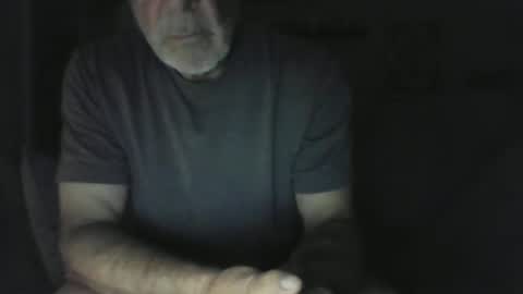 Snapshot of old_bald63 chatting on April 12, 5:34 am old_bald63 online show from April 12, 5:34 am