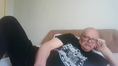 old_fkrr_ online show from April 22, 10:50 am