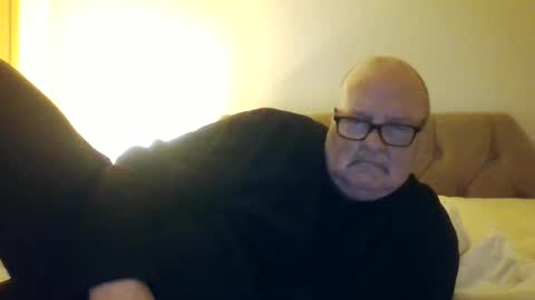 Snapshot of old_fkrr_ chatting on April 28, 1:48 am old_fkrr_ online show from April 28, 1:48 am